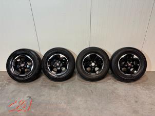 Begagnade Sporthjulsuppsättning + däck Fiat Ducato (250) 2.3 D 120 Multijet AdBlue Pris € 498,75 Marginaltabell erbjuds av C&J Bedrijfsauto's & Onderdelen