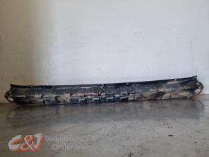 Gebruikte Bumpersteun midden-achter Mercedes Sprinter 3,5t (906.63) 316 CDI 16V Prijs € 47,25 Margeregeling aangeboden door C&J Bedrijfsauto's & Onderdelen