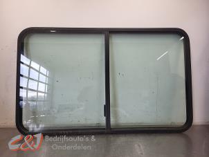 Begagnade Skjutfönster Fiat Ducato (243/244/245) 2.8 JTD Pris € 89,25 Marginaltabell erbjuds av C&J Bedrijfsauto's & Onderdelen