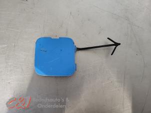 Gebruikte Sleepoog Afdekkap voor Fiat Talento 2.0 EcoJet BiTurbo 120 Prijs € 21,00 Margeregeling aangeboden door C&J Bedrijfsauto's & Onderdelen