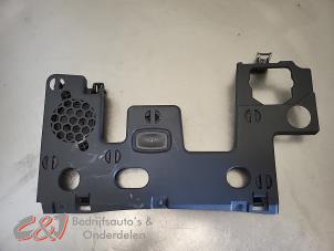 Begagnade Högtalare Mercedes V (447.8) 2.1 250 BlueTEC, 250 d 16V Pris € 36,75 Marginaltabell erbjuds av C&J Bedrijfsauto's & Onderdelen