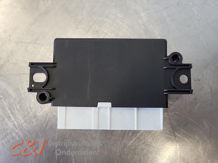 PDC Module van een Volkswagen Crafter (SY) 2.0 TDI 2018