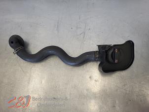 Begagnade Oljepåfyllningsrör Volkswagen Crafter 2.0 TDI 16V Pris € 15,75 Marginaltabell erbjuds av C&J Bedrijfsauto's & Onderdelen