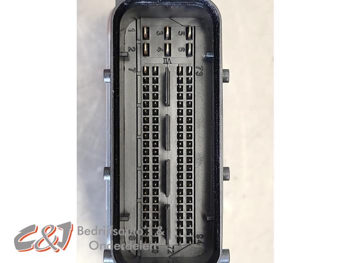 AdBlue-dator från en Mercedes-Benz Vito (447.6) 2.2 116 CDI 16V 2016