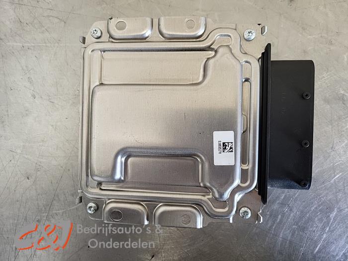 AdBlue-dator från en Mercedes-Benz Vito (447.6) 2.2 116 CDI 16V 2016