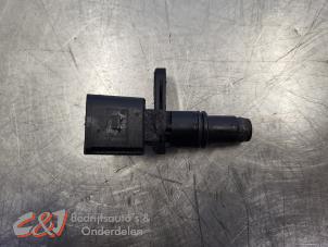 Gebruikte Nokkenas Sensor Volkswagen Transporter T5 2.5 TDi PF Prijs € 26,25 Margeregeling aangeboden door C&J Bedrijfsauto's & Onderdelen