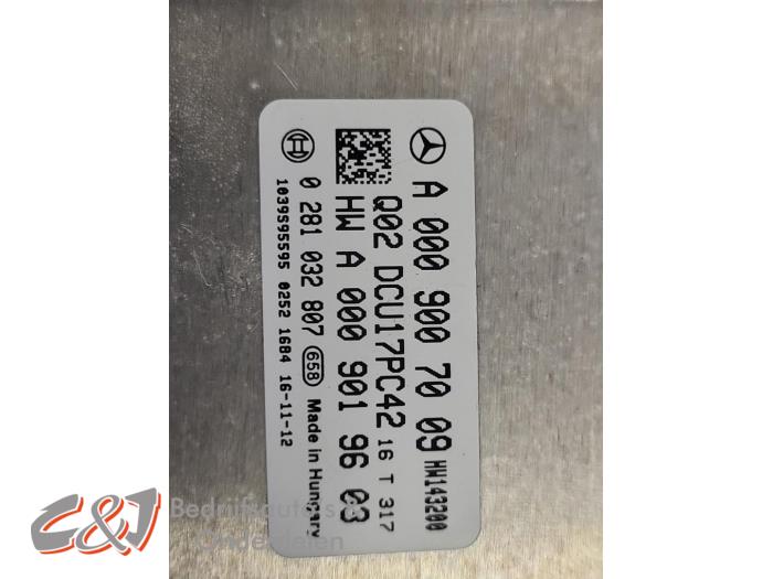 AdBlue-dator från en Mercedes-Benz Vito (447.6) 1.6 111 CDI 16V 2016