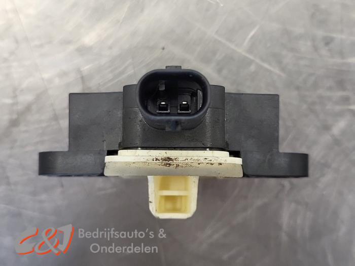 Keyless Entry-Antena z RAM 1500 Standard Cab (DS) 5.7 Hemi V8 4x4 2014