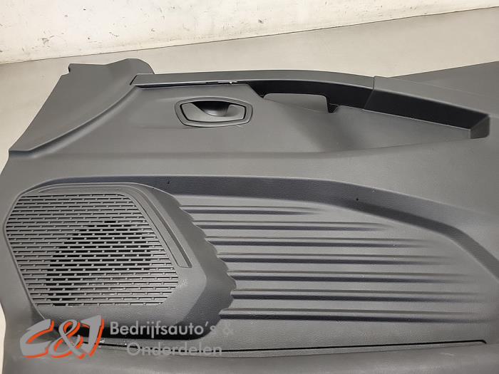 Portierbekleding 2Deurs rechts van een Renault Trafic (1FL/2FL/3FL/4FL) 2.0 dCi 16V 150 2024