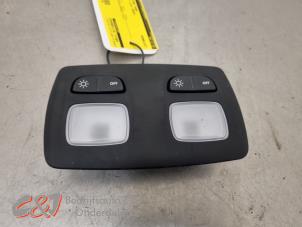 Begagnade Innerbelysning, fram Renault Trafic (1FL/2FL/3FL/4FL) 2.0 dCi 16V 150 Pris € 21,00 Marginaltabell erbjuds av C&J Bedrijfsauto's & Onderdelen