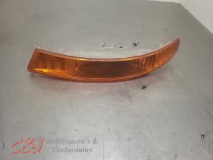 Begagnade Indikator, vänster Renault Trafic New (FL) 1.9 dCi 82 16V Pris € 10,50 Marginaltabell erbjuds av C&J Bedrijfsauto's & Onderdelen