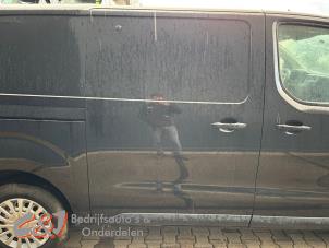 Gebruikte Schuifdeur rechts Toyota ProAce 2.0 D-4D 122 16V Worker Prijs € 630,00 Margeregeling aangeboden door C&J Bedrijfsauto's & Onderdelen
