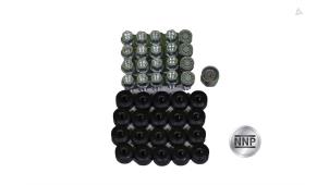 Nowe Zestaw srub mocujacych kola Volkswagen Golf VII (AUA) Cena € 42,35 Z VAT oferowane przez NNP Automotive Group