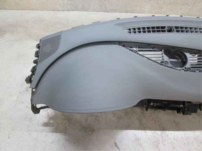 Instrumentbräda från en Audi A8 (D4)  2012