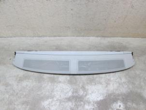 Gebruikte Rolgordijn achter Audi A8 (D4) Prijs € 181,50 Inclusief btw aangeboden door NNP Automotive Group