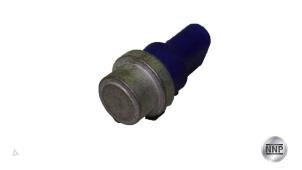 Begagnade Kylartemperatursensor Volkswagen Sharan (7M8/M9/M6) Pris € 18,15 Inklusive moms erbjuds av NNP Automotive Group