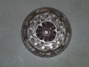 Begagnade Kopplingssats (komplett) Volkswagen Transporter/Caravelle T5 Pris € 326,70 Inklusive moms erbjuds av NNP Automotive Group