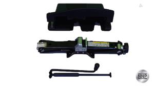 Nya Domkraftsset Audi A5 Sportback (8TA) Pris € 48,40 Inklusive moms erbjuds av NNP Automotive Group