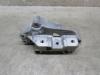 Motorfäste från en Volkswagen Caddy III (2KA,2KH,2CA,2CH), Skåp, 2004 / 2015 2011