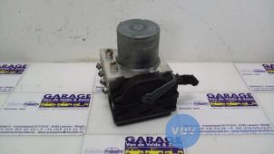 Begagnade ABS-dator Mercedes A (W169) 2.0 A-180 CDI 16V Pris € 60,50 Inklusive moms erbjuds av Autoparts Van De Velde