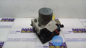 Begagnade ABS-dator Mercedes A (W169) 2.0 A-180 CDI 16V Pris € 60,50 Inklusive moms erbjuds av Autoparts Van De Velde