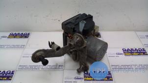 Begagnade ABS-dator Mercedes B (W245) 2.0 B-200 CDI 16V Pris € 60,50 Inklusive moms erbjuds av Autoparts Van De Velde