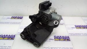 Begagnade ABS-dator Mercedes E (W212) E-200 CDI 16V BlueEfficiency,BlueTEC Pris € 108,90 Inklusive moms erbjuds av Autoparts Van De Velde