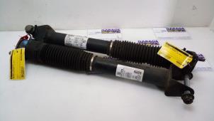 Gebruikte Gasveer links-achter Mercedes GLE (W166) 300d 2.0 4-Matic Prijs € 60,50 Inclusief btw aangeboden door Autoparts Van De Velde