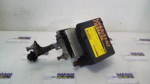 Gebruikte ABS Computer Mercedes CLK (C209) 2.7 270 CDI 20V Prijs € 72,60 Inclusief btw aangeboden door Autoparts Van De Velde