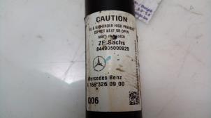 Gebruikte Gasveer links-achter Mercedes GLE (W166) 300d 2.0 4-Matic Prijs € 60,50 Inclusief btw aangeboden door Autoparts Van De Velde