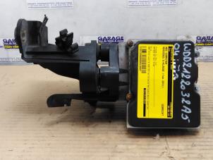 Begagnade ABS-dator Mercedes E (W212) E-220 CDI 16V BlueEfficiency Pris € 108,90 Inklusive moms erbjuds av Autoparts Van De Velde