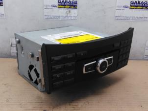 Gebruikte Radio Mercedes E (W212) E-220 CDI 16V BlueEfficiency,BlueTEC Prijs € 121,00 Inclusief btw aangeboden door Autoparts Van De Velde