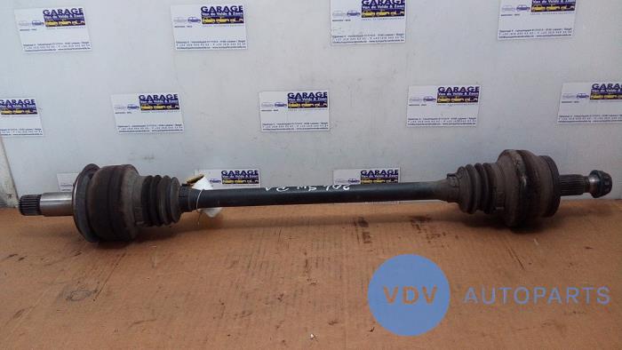 Drivaxel, höger bak från en Mercedes-Benz C (W204) 2.2 C-180 CDI 16V BlueEFFICIENCY 2013