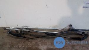 Begagnade Främre torkarmotor Mercedes A (W169) 2.0 A-180 CDI 16V 5-Drs. Pris € 108,90 Inklusive moms erbjuds av Autoparts Van De Velde