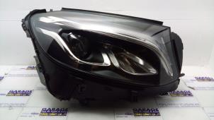 Begagnade Strålkastare, höger Mercedes GLC Coupe (C253) 2.0 200 16V Pris € 828,85 Inklusive moms erbjuds av Autoparts Van De Velde