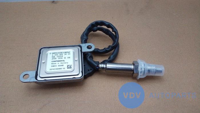Nox sensor van een Mercedes-Benz Sprinter 3,5t (906.63) 313 CDI 16V 2016