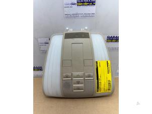 Begagnade Innerbelysning, fram Mercedes E Estate (S212) E-250 16V BlueTEC Pris € 48,40 Inklusive moms erbjuds av Autoparts Van De Velde