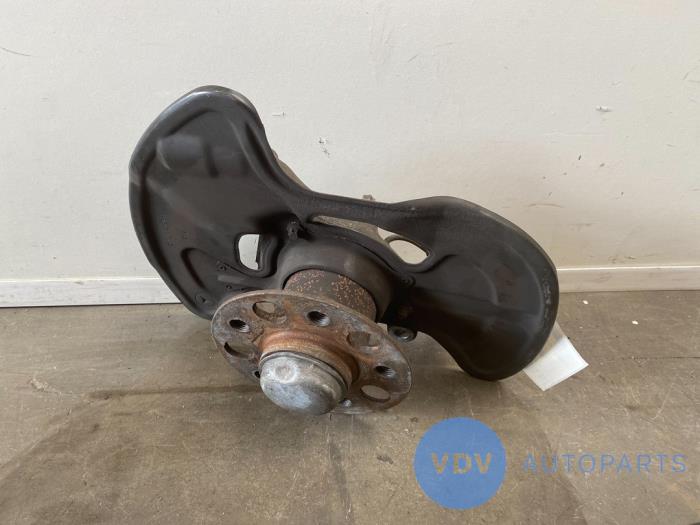 Spindelfäste, vänster fram från en Mercedes-Benz E (C207) E-260 CGI 16V BlueEfficiency 2012