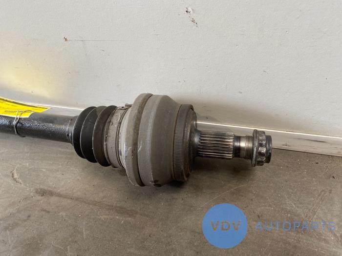 Drivknut, bakre från en Mercedes-Benz E (C207) E-260 CGI 16V BlueEfficiency 2012