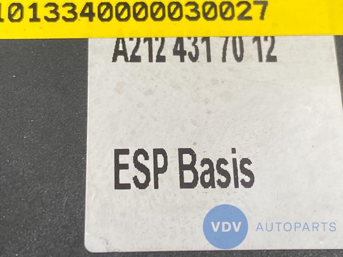ABS-pump från en Mercedes-Benz E (C207) E-260 CGI 16V BlueEfficiency 2012