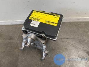 Begagnade ABS-pump Mercedes E (C207) E-260 CGI 16V BlueEfficiency Pris € 108,90 Inklusive moms erbjuds av Autoparts Van De Velde