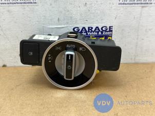Begagnade Ljusbrytare Mercedes E (C207) E-260 CGI 16V BlueEfficiency Pris € 30,25 Inklusive moms erbjuds av Autoparts Van De Velde