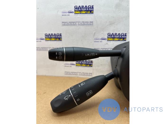 Spak, rattstång från en Mercedes-Benz E (C207) E-260 CGI 16V BlueEfficiency 2012