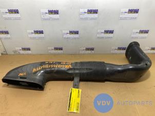 Gebruikte Luchtgeleider Mercedes E Estate (S212) E-200 CDI 16V BlueEfficiency,BlueTEC Prijs € 18,15 Inclusief btw aangeboden door Autoparts Van De Velde