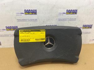 Begagnade Vänster airbag (ratt) Mercedes E (W124) 2.0 200 Pris € 48,40 Inklusive moms erbjuds av Autoparts Van De Velde