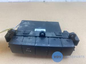 Begagnade Styrning, inbyggd dator Mercedes A (W169) 2.0 A-180 CDI 16V Pris € 24,20 Inklusive moms erbjuds av Autoparts Van De Velde