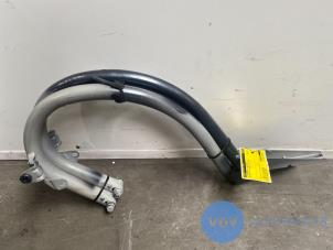 Gebruikte Kofferdeksel Scharnier Mercedes E (C207) E-350 CDI V6 24V Prijs € 48,40 Inclusief btw aangeboden door Autoparts Van De Velde