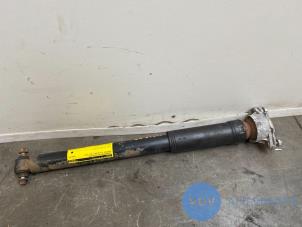 Gebruikte Schokbreker rechts-achter Mercedes CLS (C218) 250 CDI BlueEfficiency,BlueTEC, 250 d Prijs € 48,40 Inclusief btw aangeboden door Autoparts Van De Velde