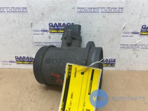 Begagnade Luftmassemätare Mercedes E (W210) 2.2 E-200 CDI 16V Pris € 36,30 Inklusive moms erbjuds av Autoparts Van De Velde