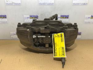 Begagnade Främre bromsok, höger Mercedes C (W205) C-250 2.2 CDI 16V BlueTEC, C-250d Pris € 60,50 Inklusive moms erbjuds av Autoparts Van De Velde